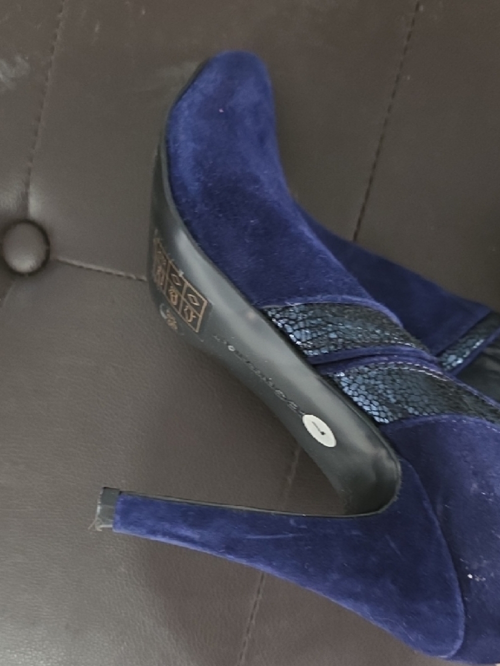 BCBGeneration Deep Blue Suede Pointed Toe Ankle Booties - Picture 6 of 6